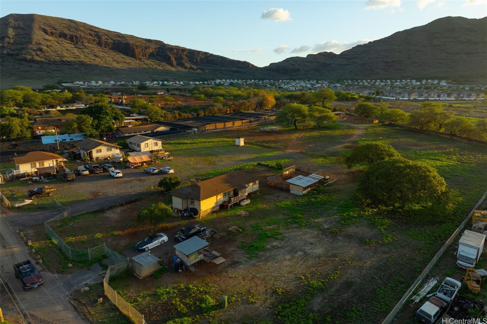 87-879 Apuupuu Road Waianae - Multi-family - photo 8 of 21