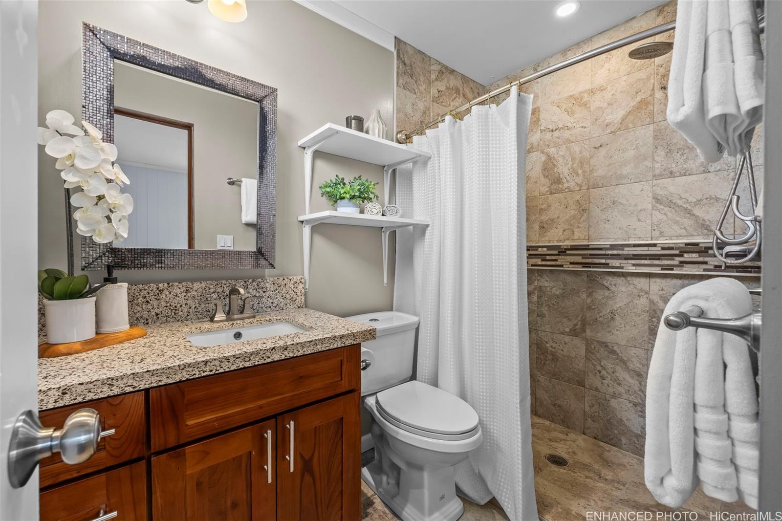 87-885  Hakeakea Street Maili, Leeward home - photo 13 of 18