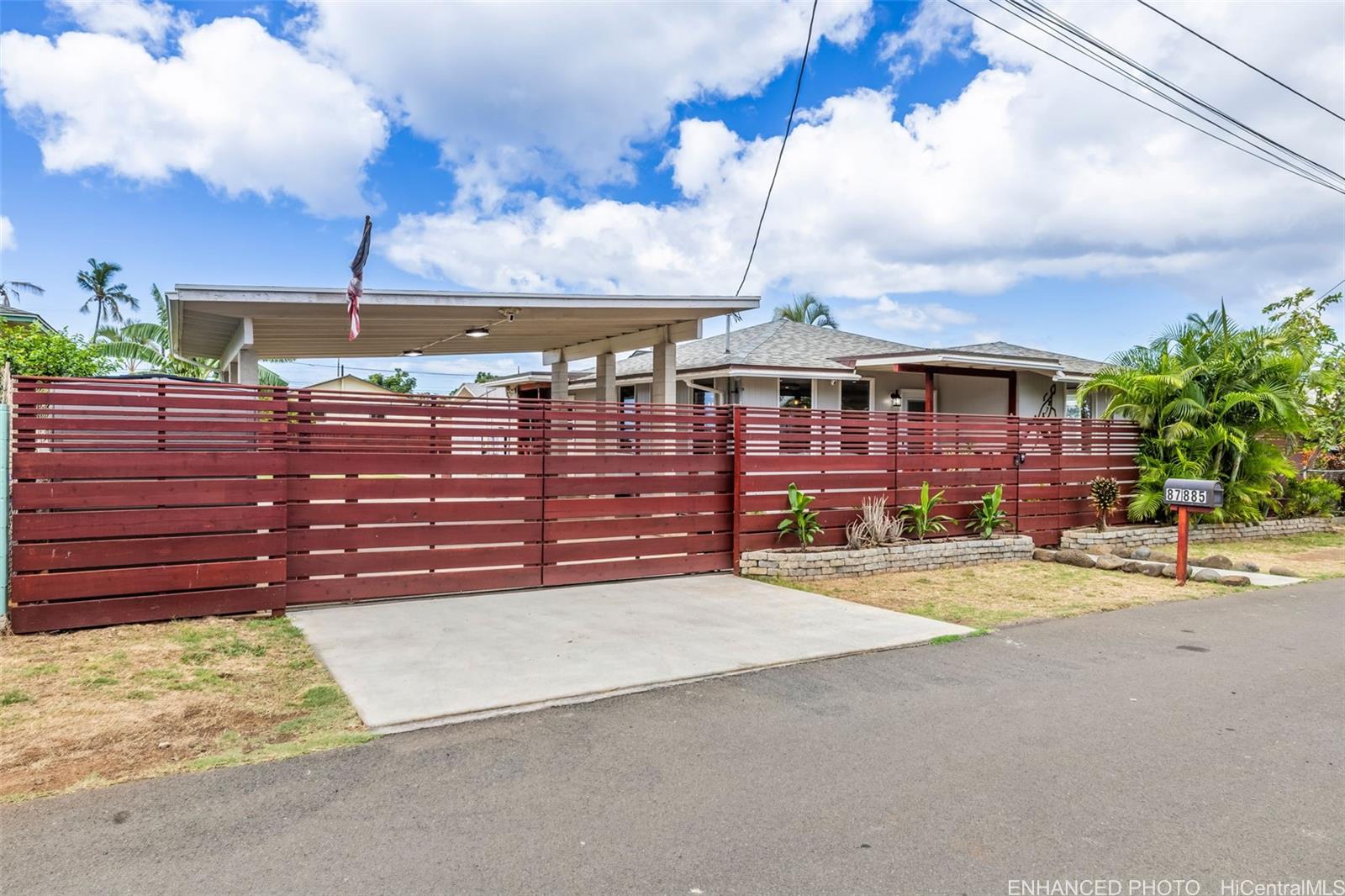 87-885  Hakeakea Street Maili, Leeward home - photo 7 of 18