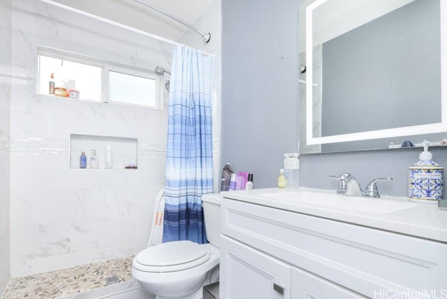 87-886  Kulauku Street Maili, Leeward home - photo 11 of 19