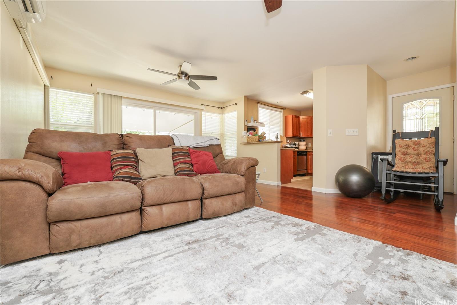 87-886  Kulauku Street Maili, Leeward home - photo 3 of 19