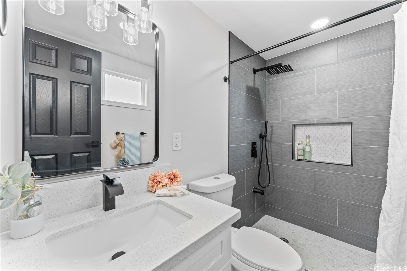 87-888  Waapuhi Street Maili, Leeward home - photo 13 of 25