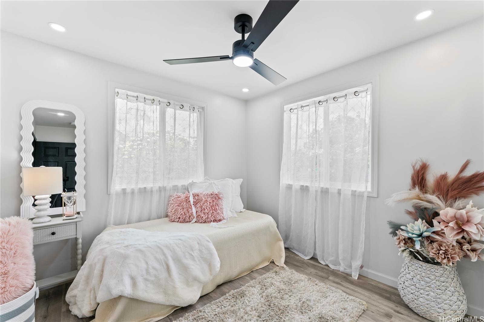 87-888  Waapuhi Street Maili, Leeward home - photo 10 of 25