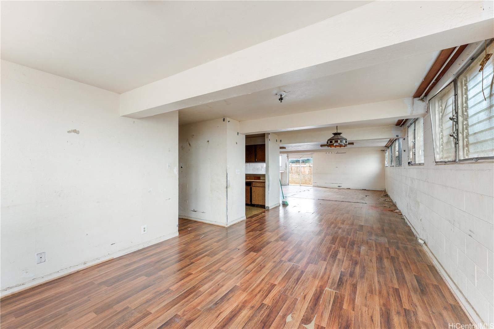 87-909  Hookele Place Maili, Leeward home - photo 14 of 25