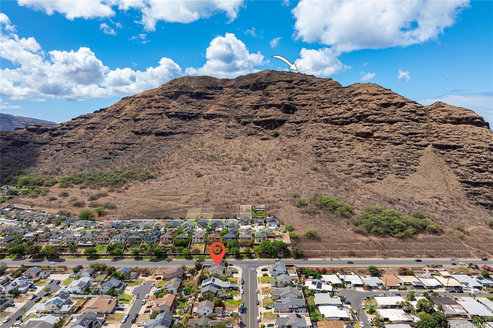 87-950  Kulauku Street Maili, Leeward home - photo 3 of 18