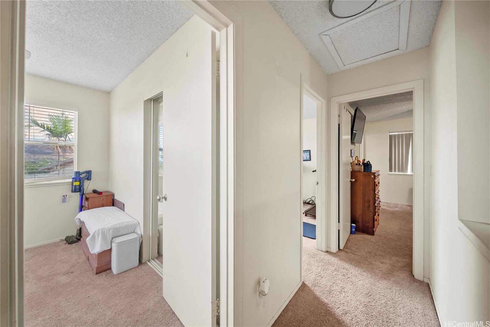 87-950  Kulauku Street Maili, Leeward home - photo 7 of 18