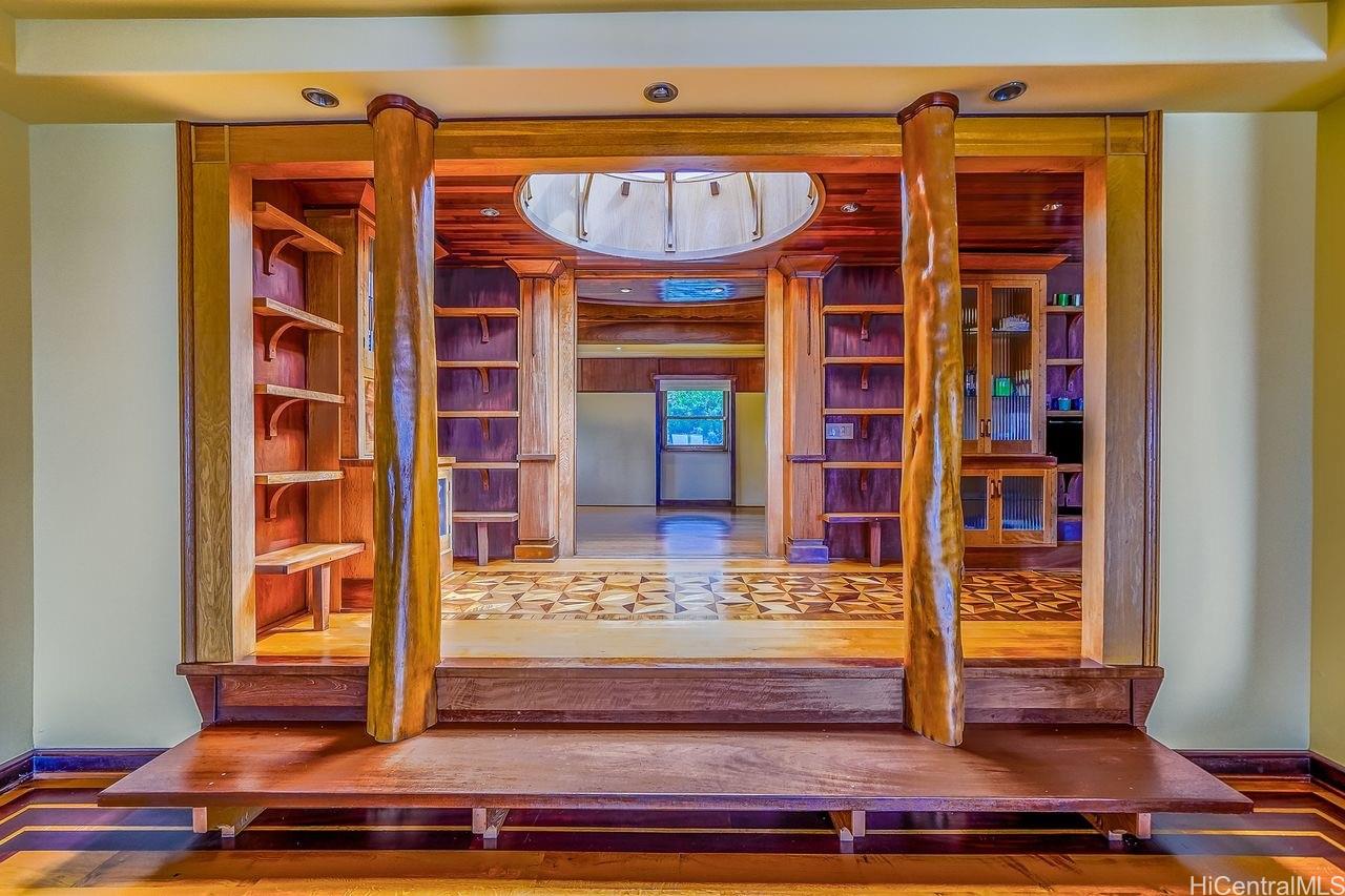 88  Lumahai Street Koko Kai, Hawaii Kai home - photo 7 of 25