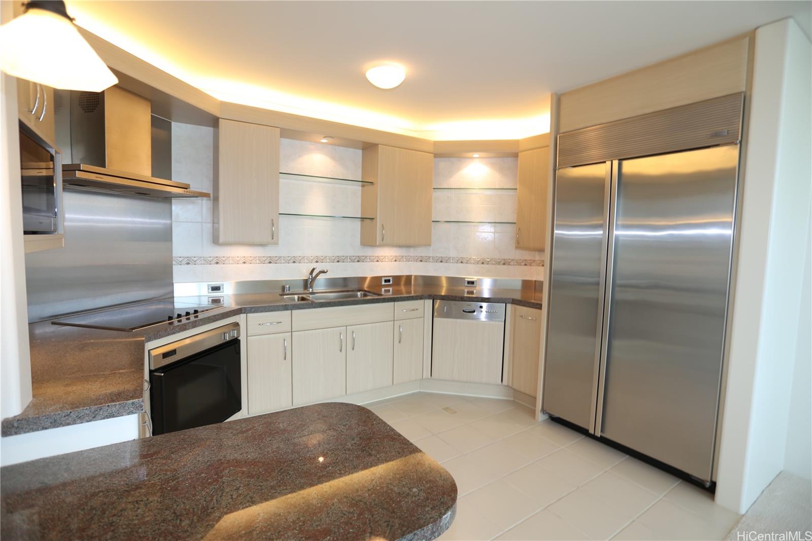 88 Piikoi Street Honolulu - Rental - photo 12 of 16