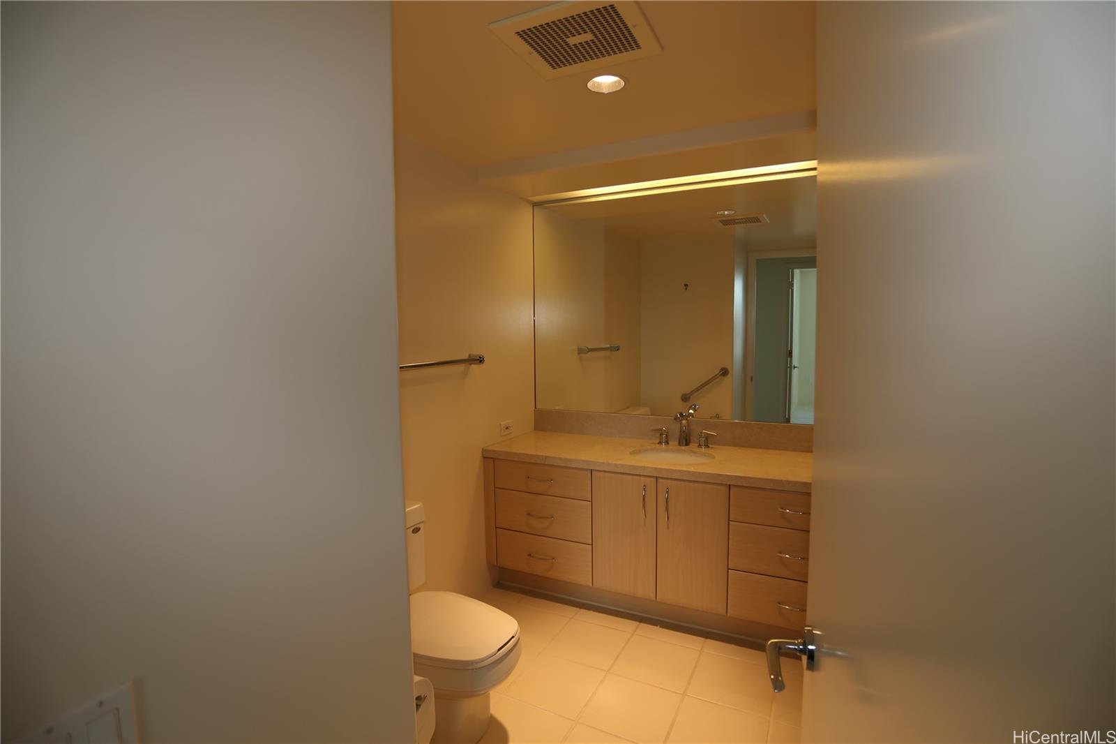 88 Piikoi Street Honolulu - Rental - photo 6 of 16