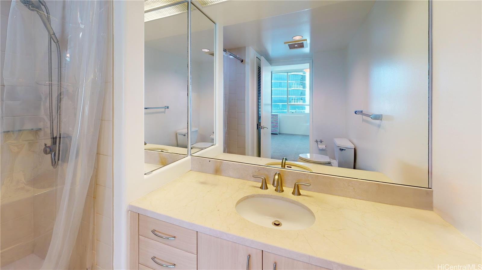 Hawaiki Tower condo # 1610, Honolulu, Hawaii - photo 7 of 17