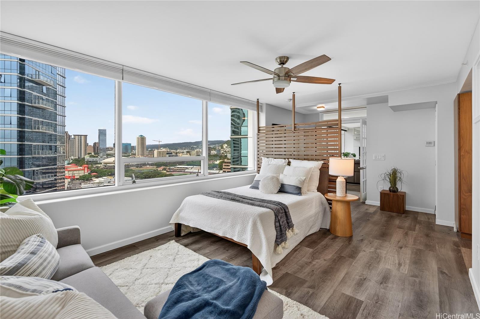 Hawaiki Tower condo # 1811, Honolulu, Hawaii - photo 13 of 25