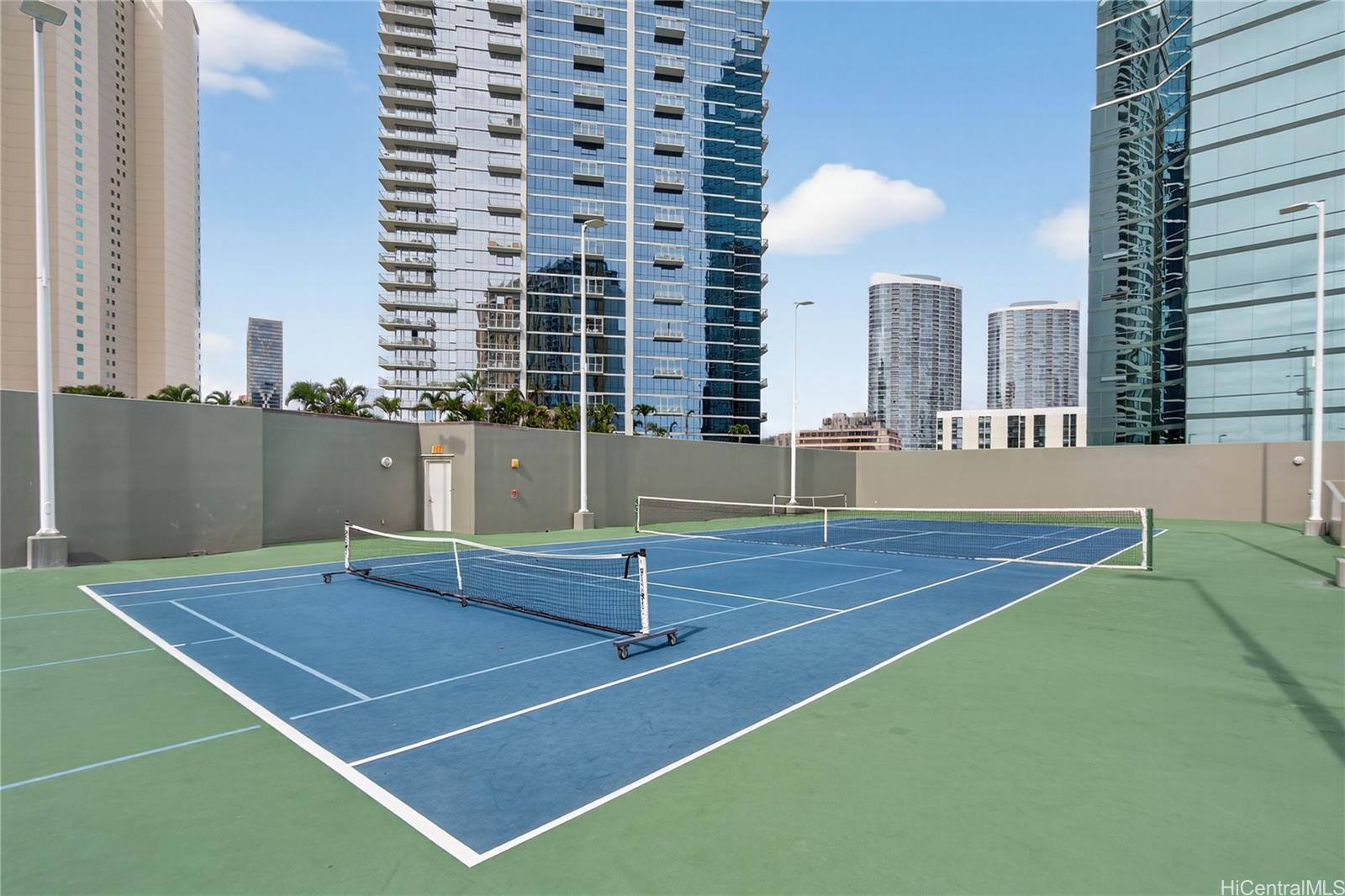 Hawaiki Tower condo # 1811, Honolulu, Hawaii - photo 4 of 25