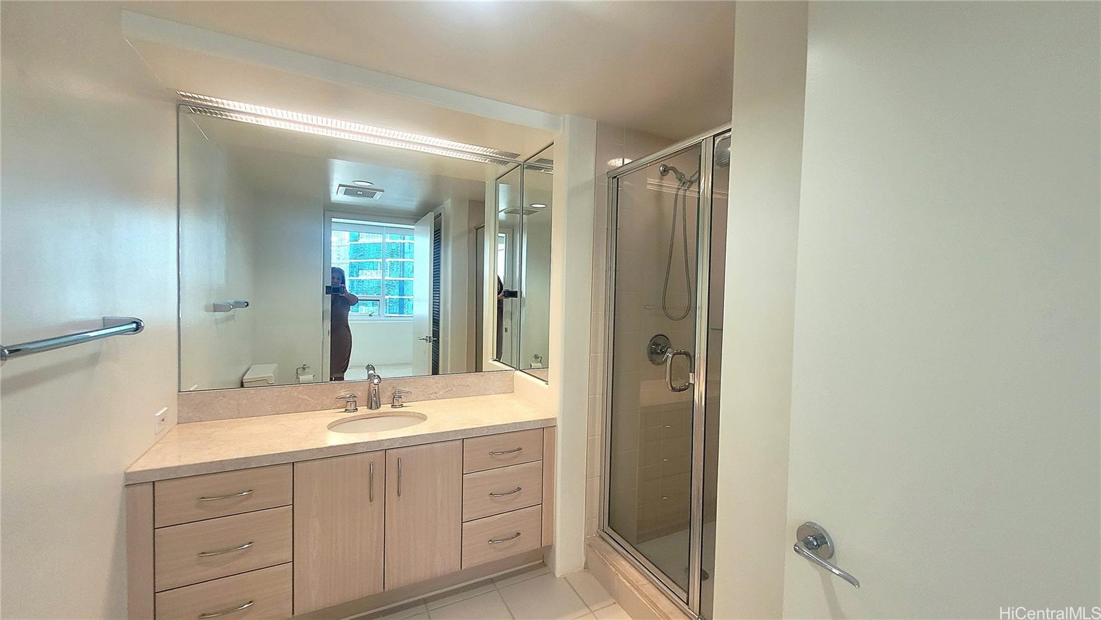 88 Piikoi Street Honolulu - Rental - photo 12 of 21