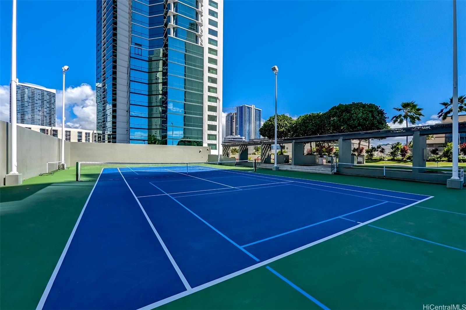 88 Piikoi Street Honolulu - Rental - photo 20 of 21