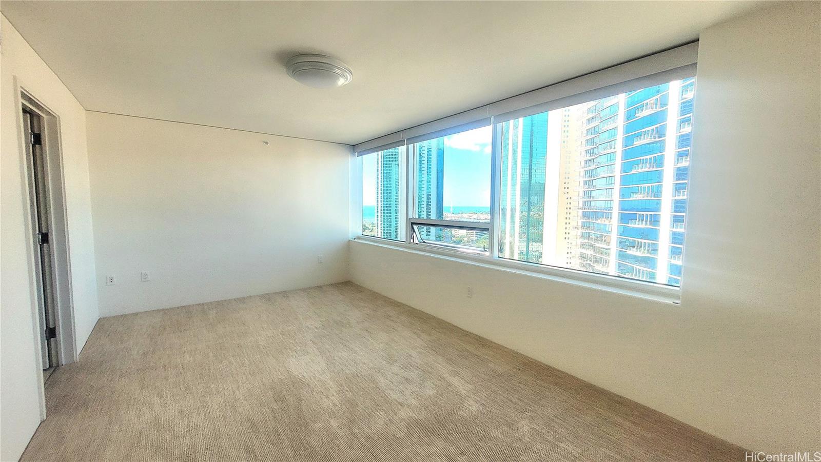 88 Piikoi Street Honolulu - Rental - photo 4 of 21