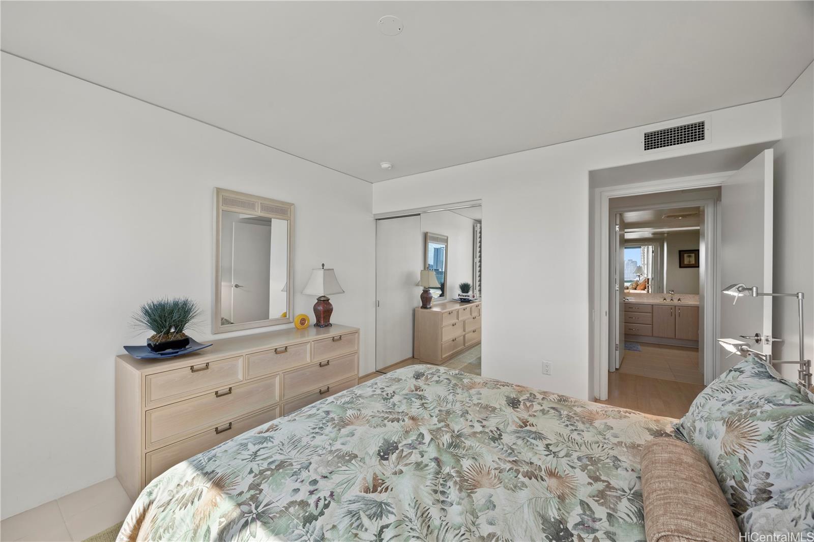 Hawaiki Tower condo # 2707, Honolulu, Hawaii - photo 20 of 23