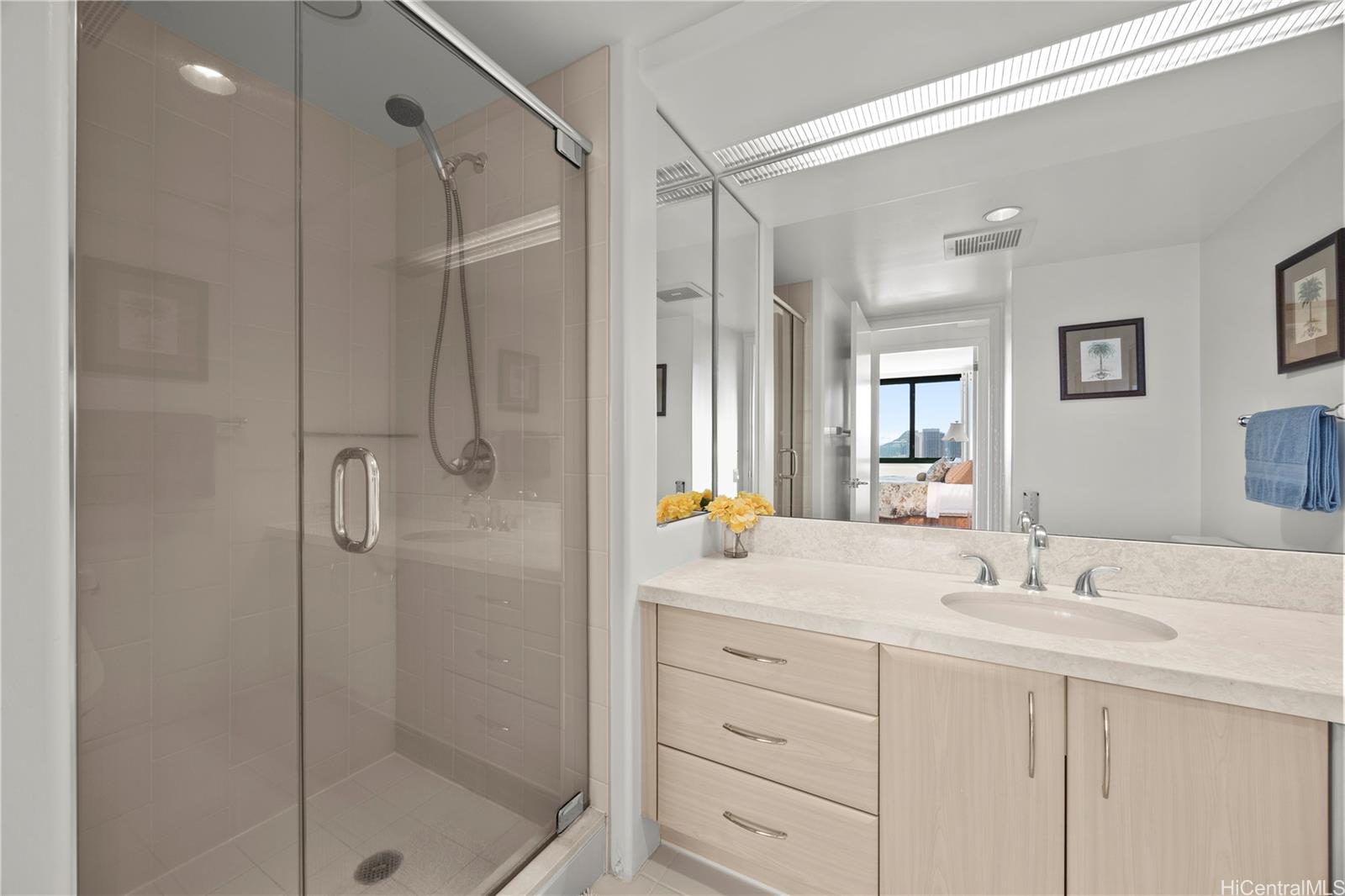 Hawaiki Tower condo # 2707, Honolulu, Hawaii - photo 22 of 23