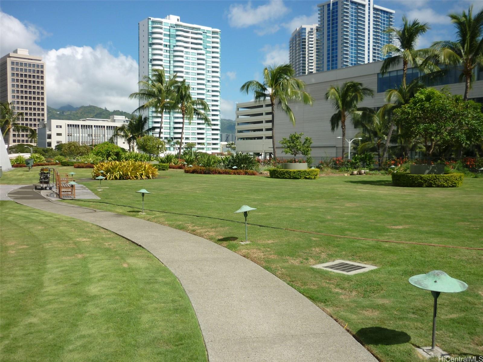 88 Piikoi Street Honolulu - Rental - photo 13 of 22