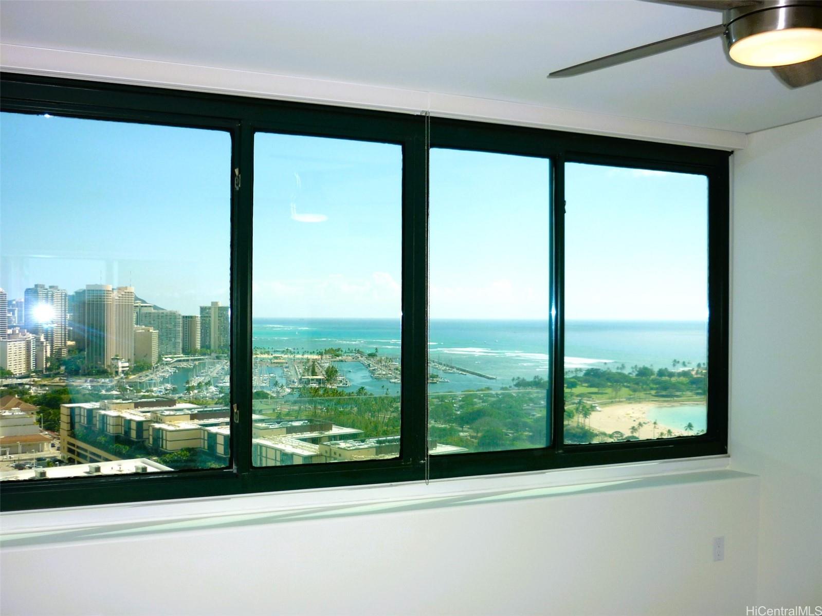 88 Piikoi Street Honolulu - Rental - photo 3 of 22