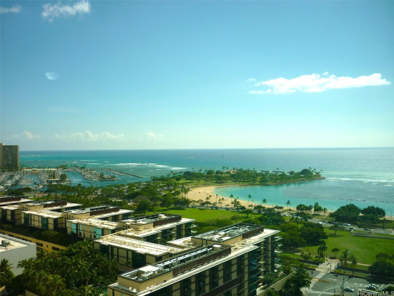 88 Piikoi Street Honolulu - Rental - photo 4 of 22