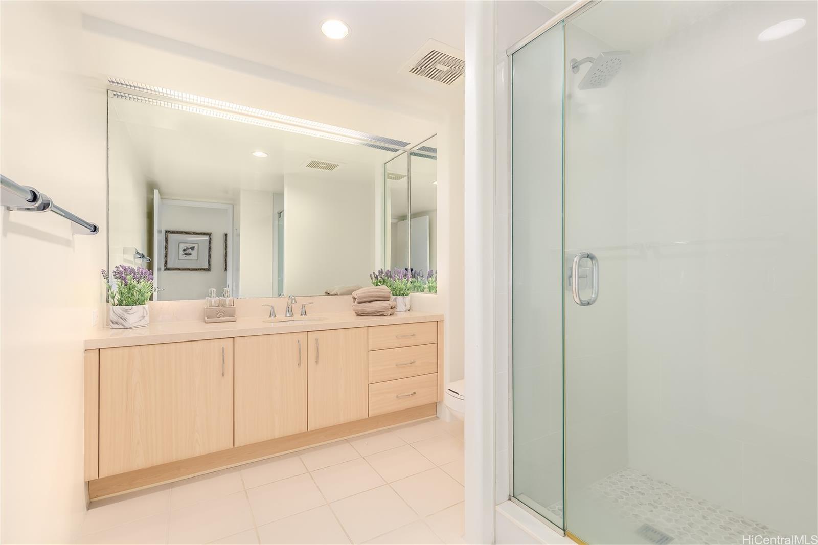 Hawaiki Tower condo # 3109, Honolulu, Hawaii - photo 12 of 25