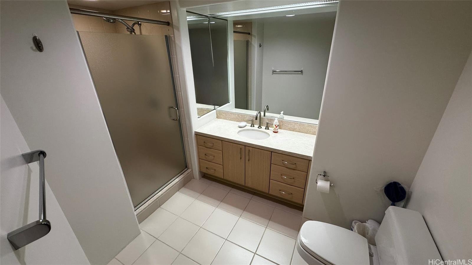 88 Piikoi St Honolulu - Rental - photo 10 of 13