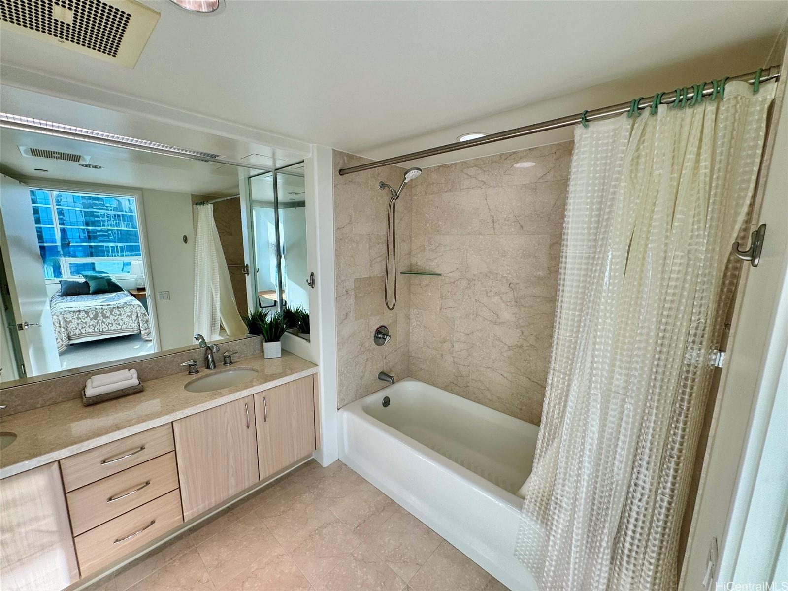 Hawaiki Tower condo # 3410, Honolulu, Hawaii - photo 16 of 25