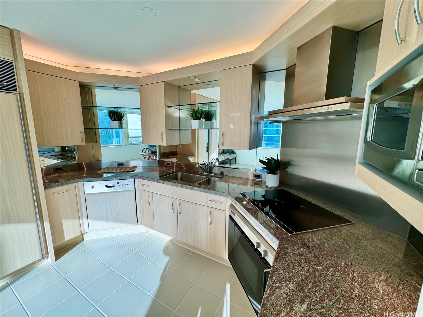 Hawaiki Tower condo # 3410, Honolulu, Hawaii - photo 5 of 25