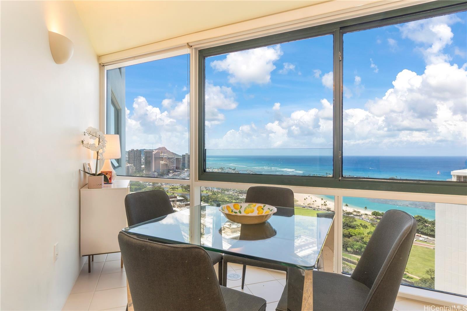 Hawaiki Tower condo # 3509, Honolulu, Hawaii - photo 13 of 25