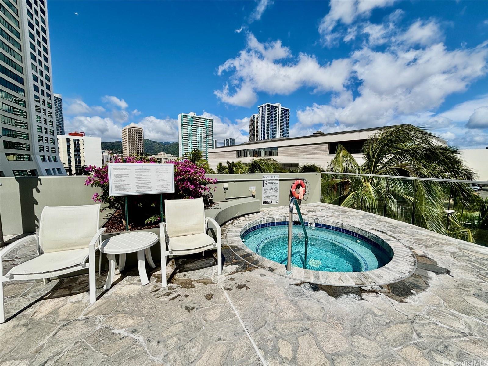 88 Piikoi Street Honolulu - Rental - photo 18 of 20