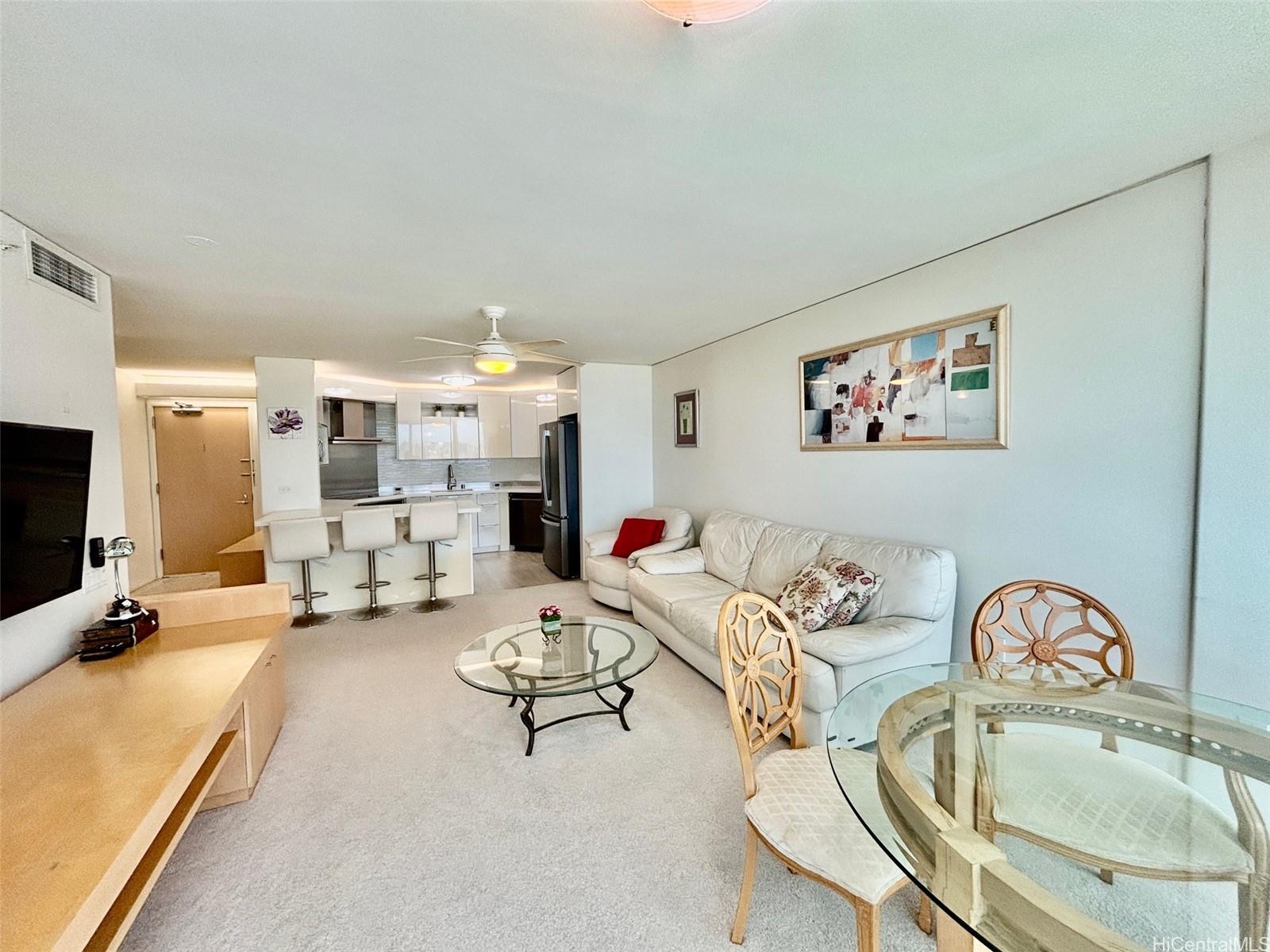 88 Piikoi Street Honolulu - Rental - photo 5 of 20