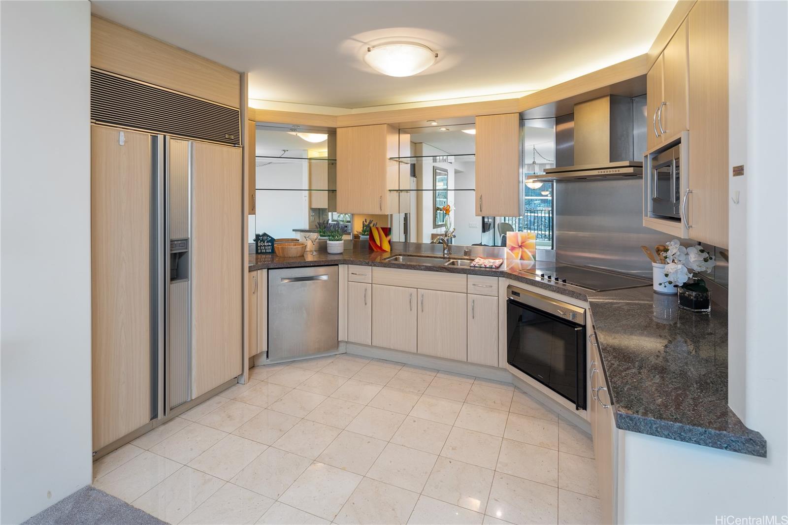 Hawaiki Tower condo # 4002, Honolulu, Hawaii - photo 9 of 21