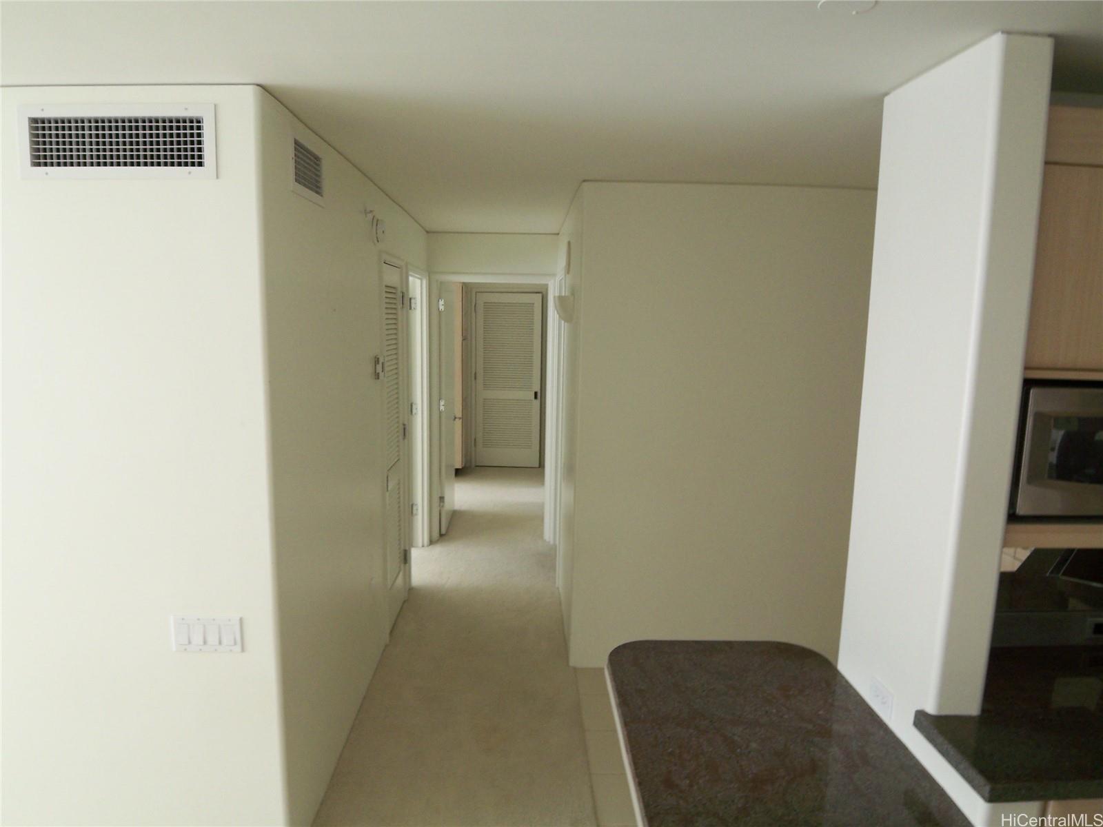 88 Piikoi St Honolulu - Rental - photo 7 of 11