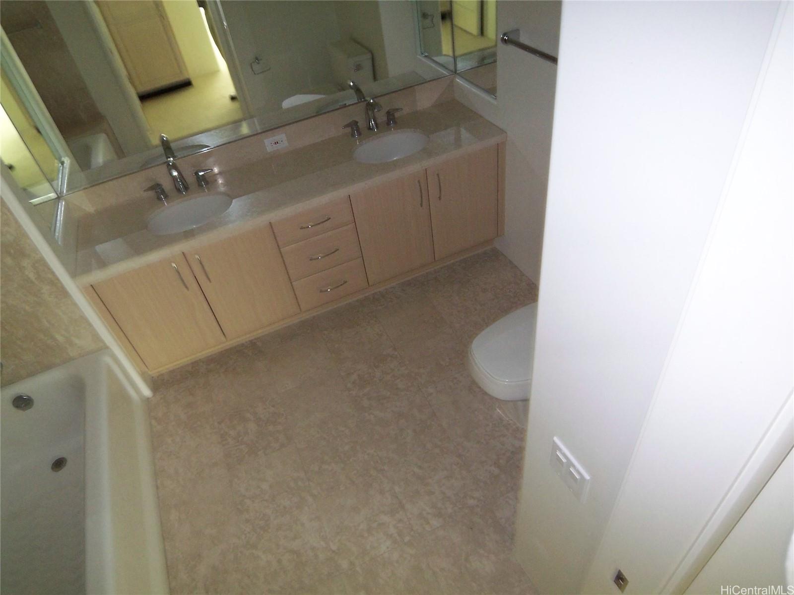 88 Piikoi St Honolulu - Rental - photo 8 of 11
