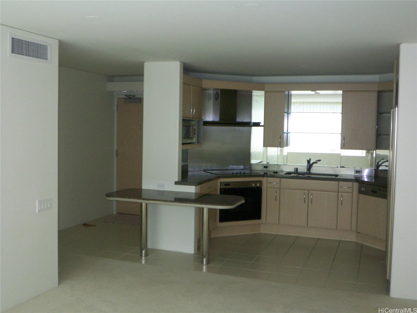88 Piikoi St Honolulu - Rental - photo 10 of 11