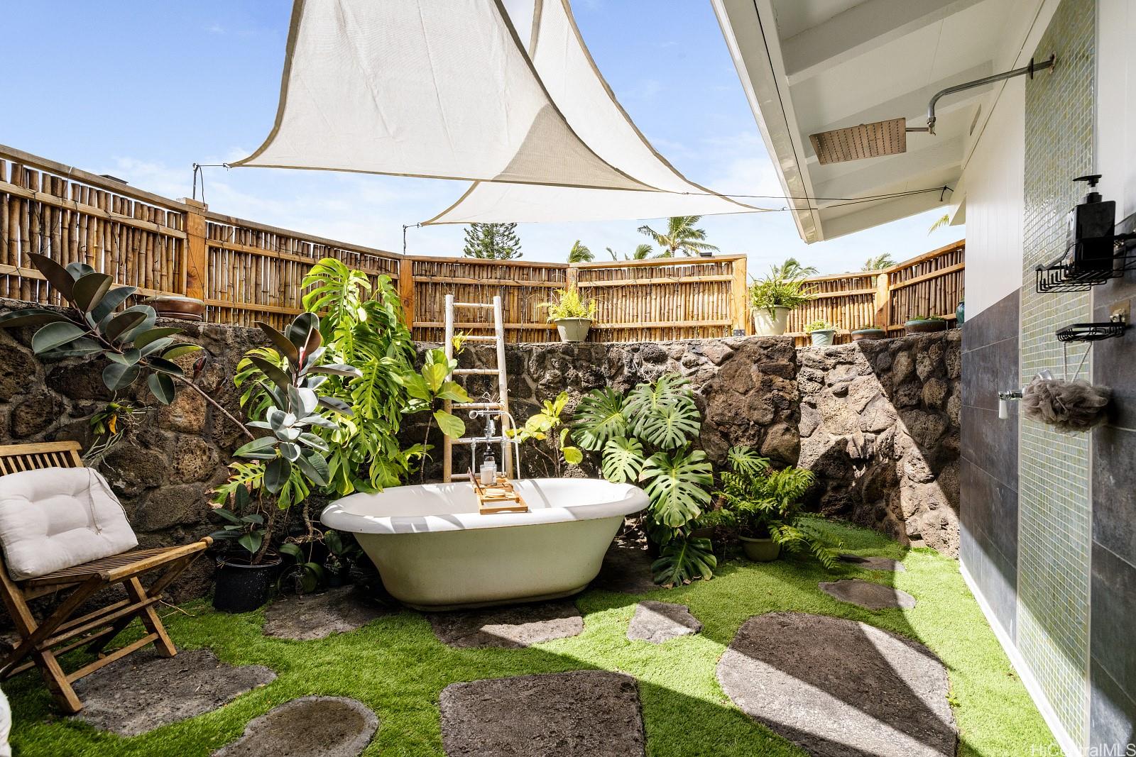 880  Akiu Place Enchanted Lake, Kailua home - photo 11 of 25