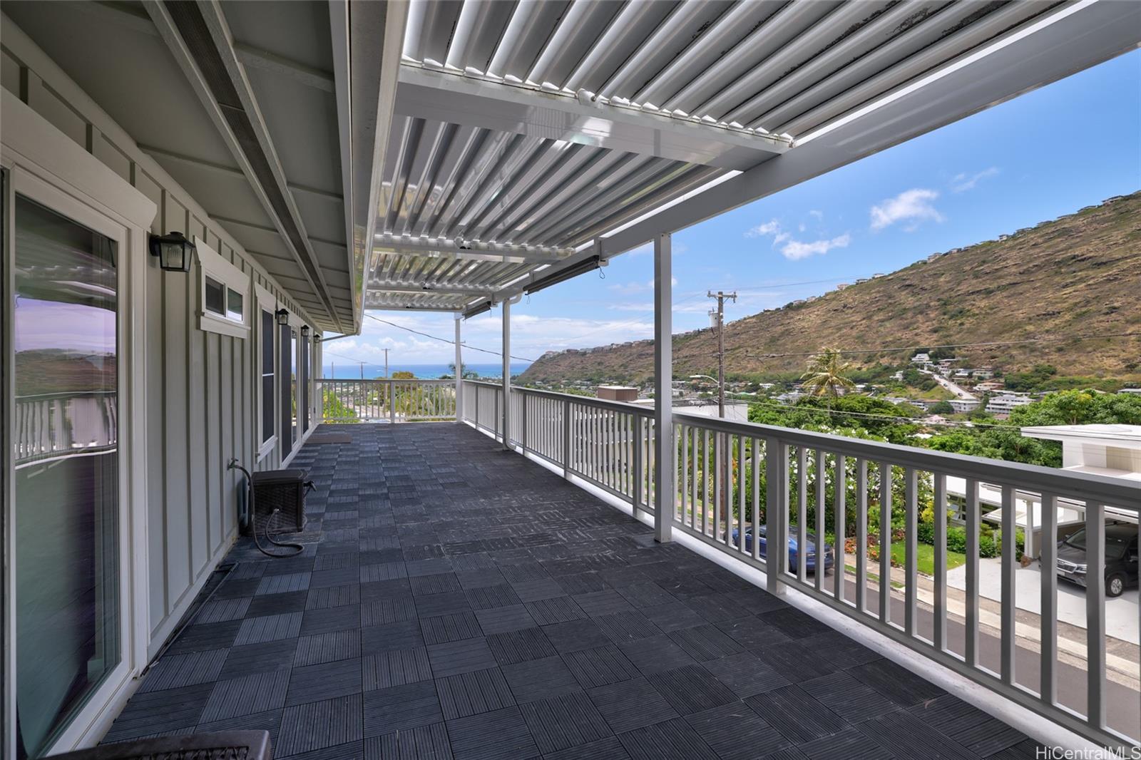 883  Ailuna Street Aina Haina Area, Diamond Head home - photo 15 of 25