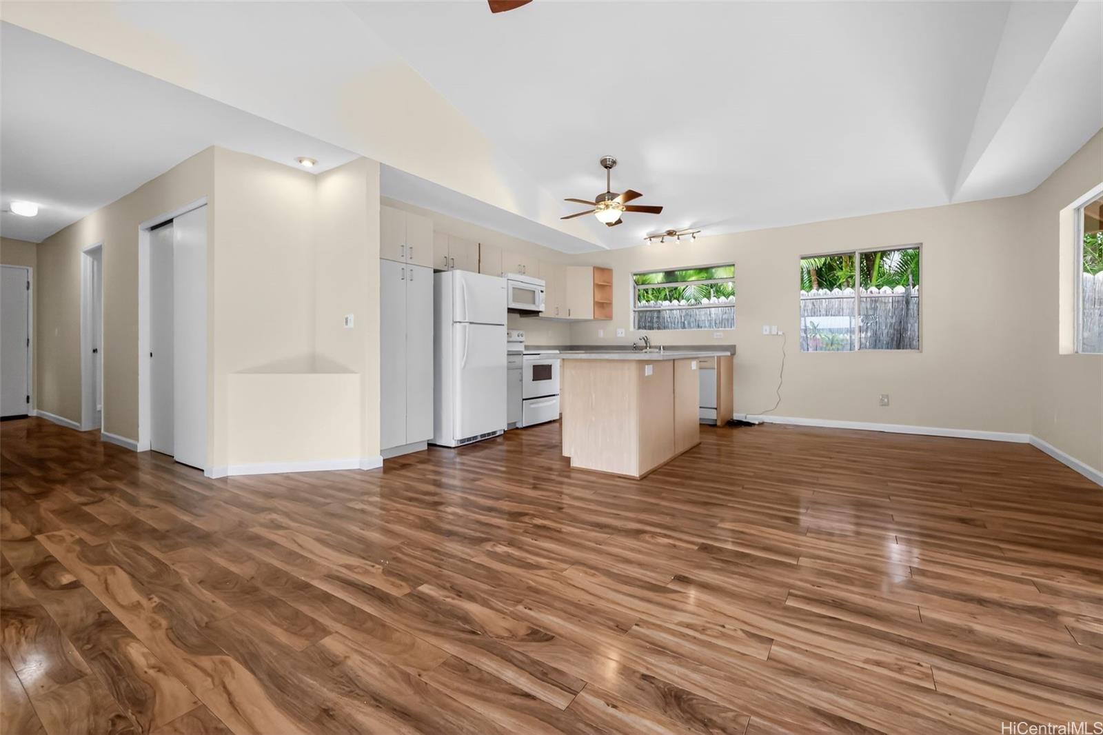 886  Mahealani Street Makawao, Maui home - photo 13 of 25