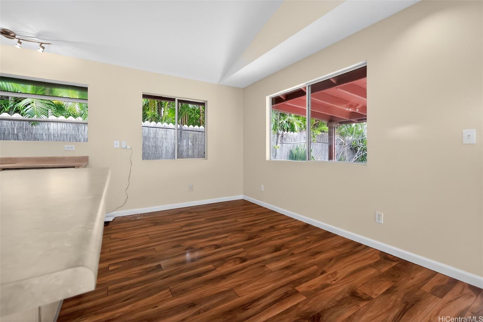 886  Mahealani Street Makawao, Maui home - photo 18 of 25
