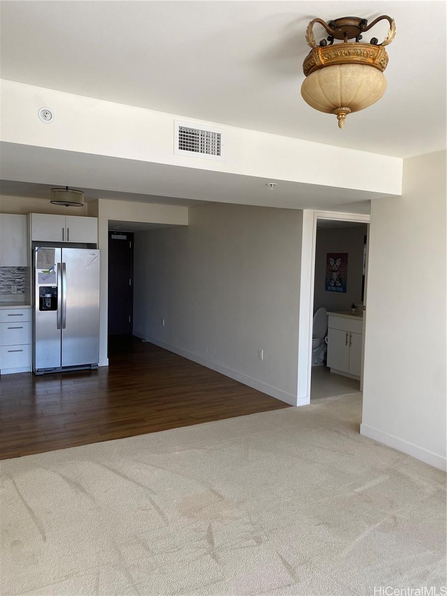 888 Kapiolani Blvd Honolulu - Rental - photo 5 of 25