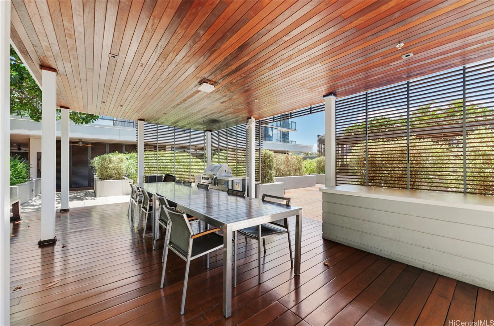 Symphony Honolulu condo # 1605, Honolulu, Hawaii - photo 21 of 25