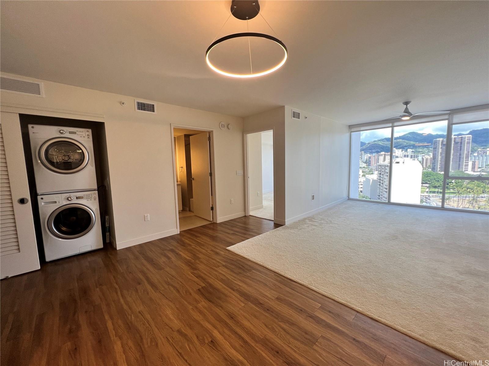 888 Kapiolani Blvd Honolulu - Rental - photo 4 of 10