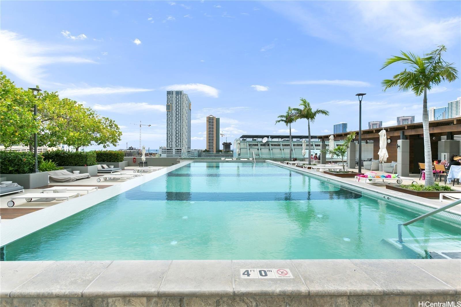 Symphony Honolulu condo # 2001, Honolulu, Hawaii - photo 15 of 21