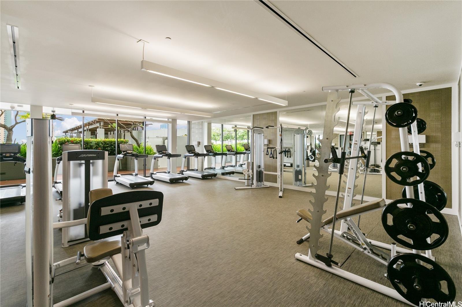 Symphony Honolulu condo # 2001, Honolulu, Hawaii - photo 3 of 21