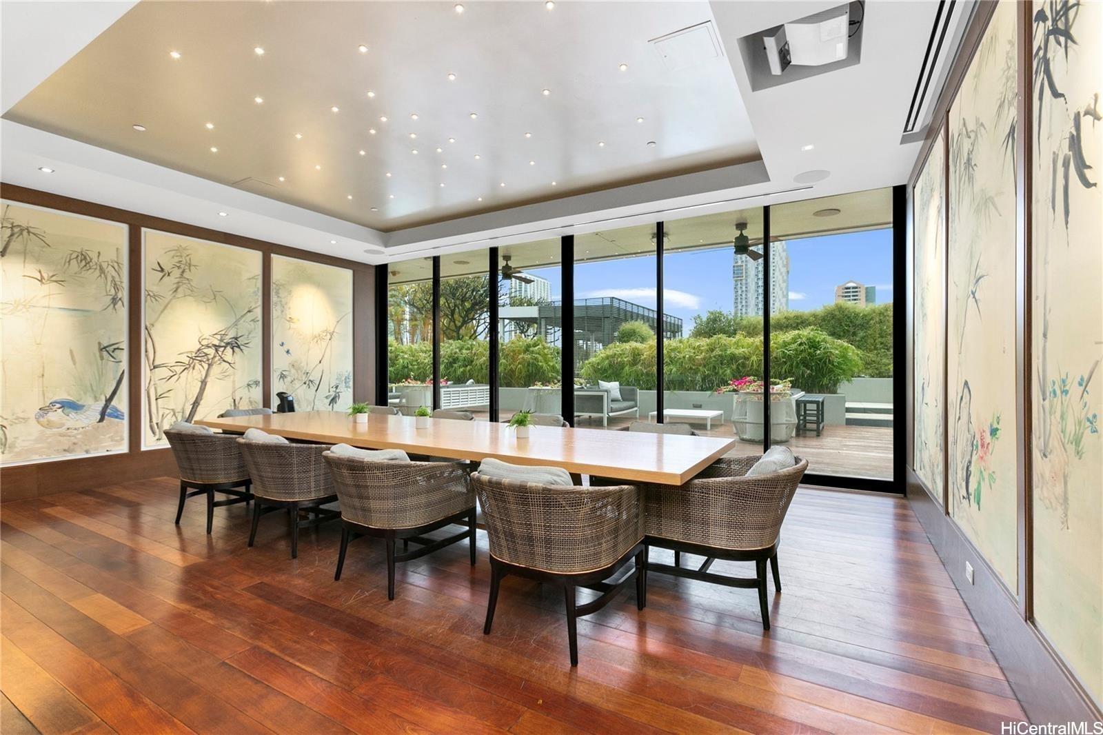 Symphony Honolulu condo # 2001, Honolulu, Hawaii - photo 5 of 21