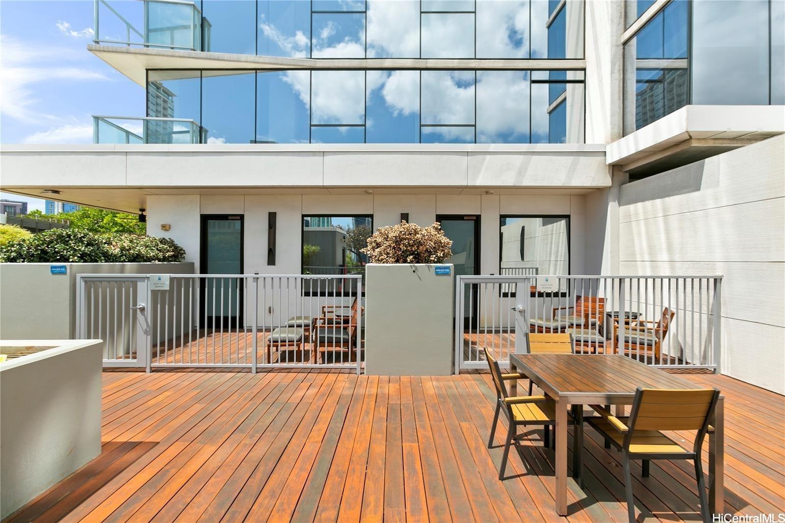 Symphony Honolulu condo # 2001, Honolulu, Hawaii - photo 9 of 21