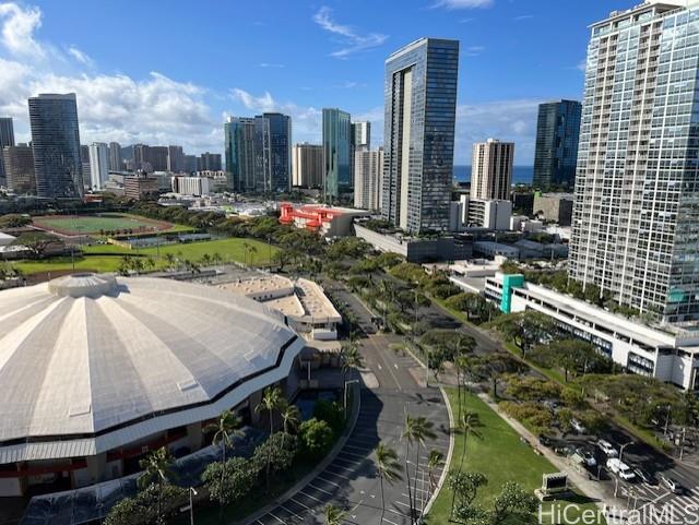 888 Kapiolani Blvd Honolulu - Rental - photo 7 of 14