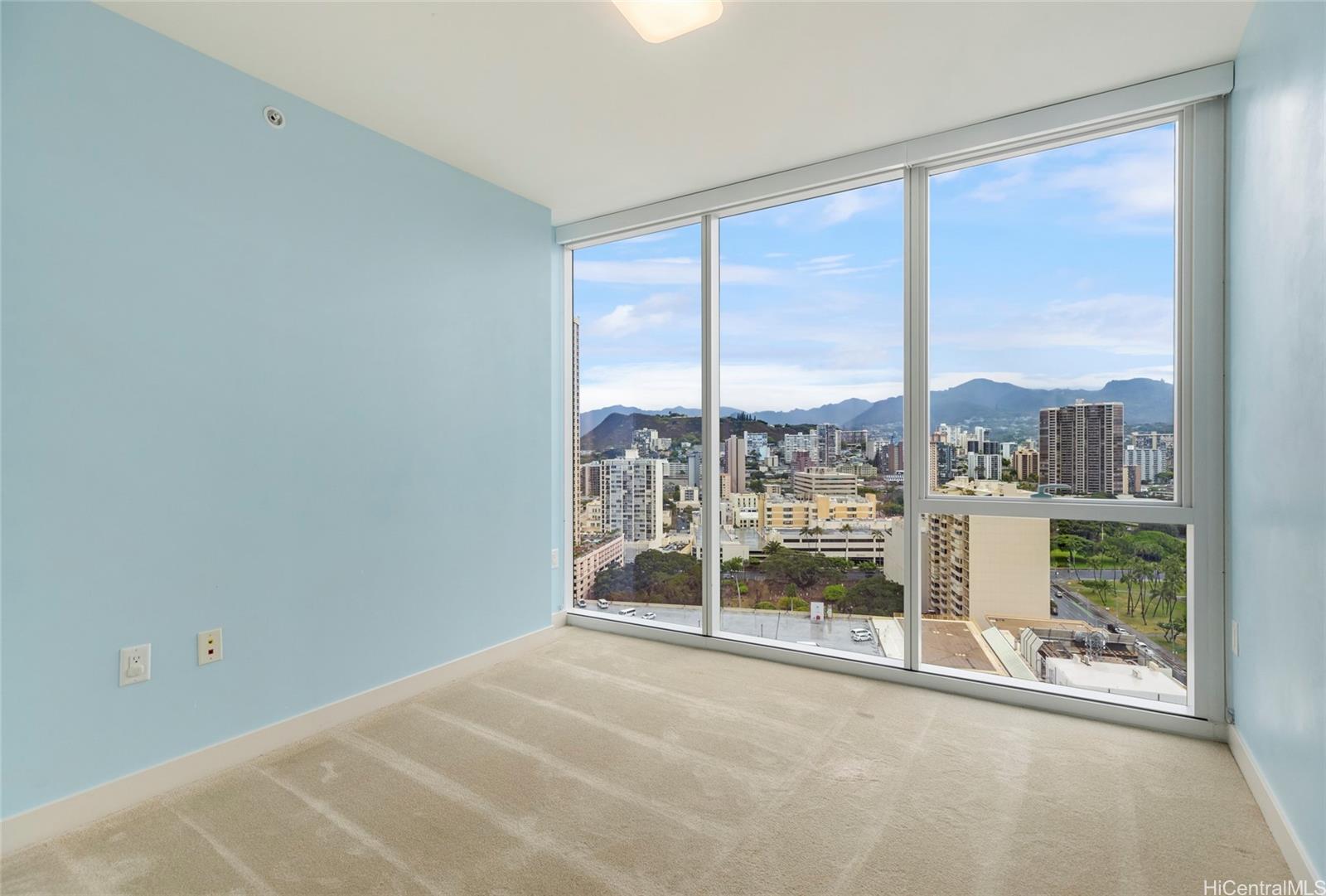 888 Kapiolani Blvd Honolulu - Rental - photo 8 of 22