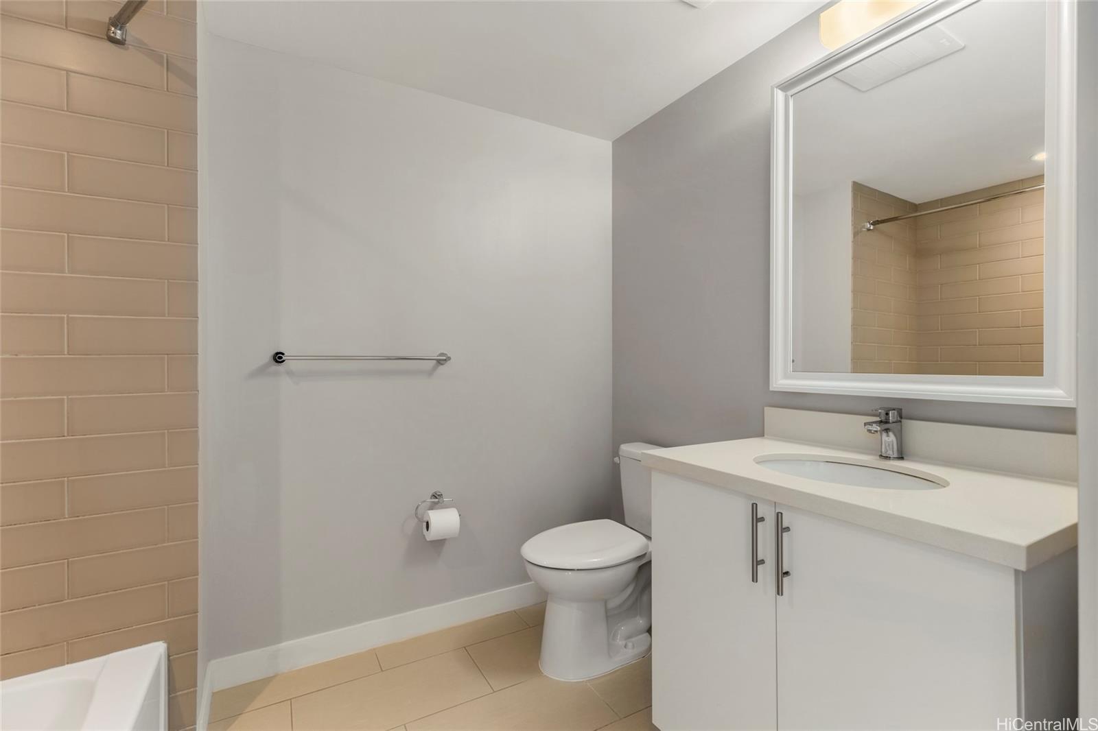 888 Kapiolani Blvd Honolulu - Rental - photo 9 of 22