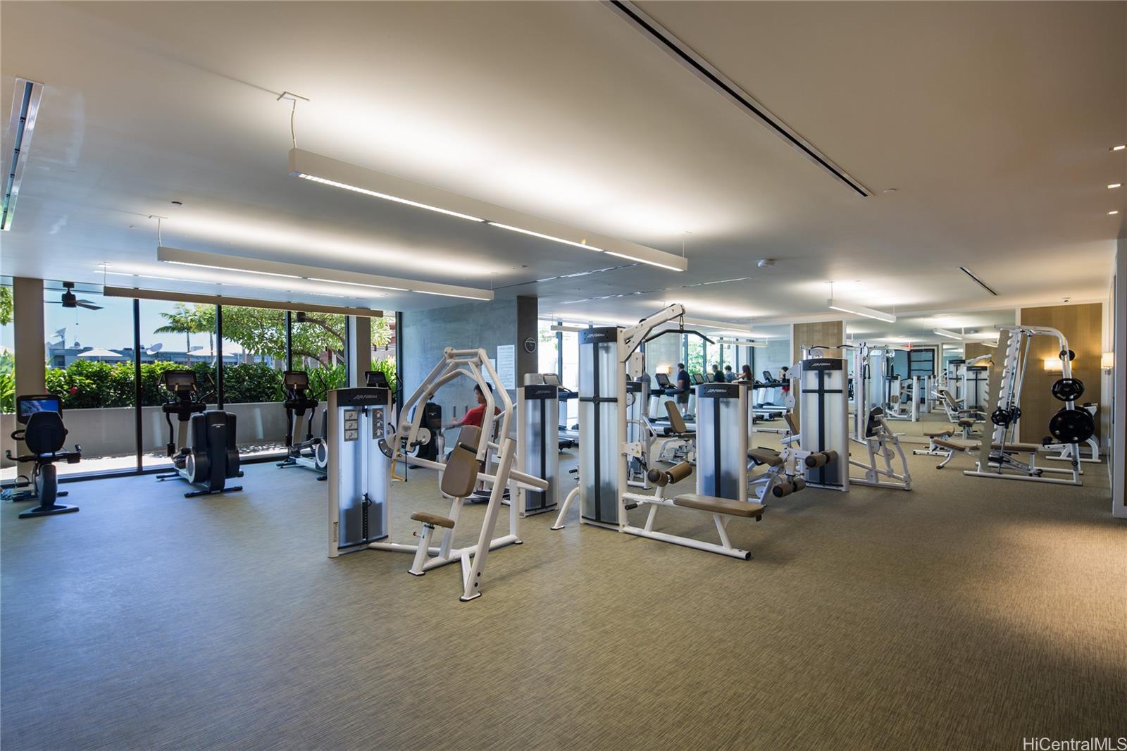 Symphony Honolulu condo # 2703, Honolulu, Hawaii - photo 21 of 25